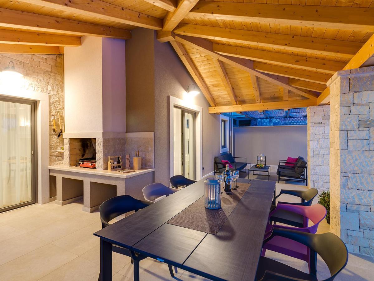 Villa Flora Vabriga Тар Экстерьер фото