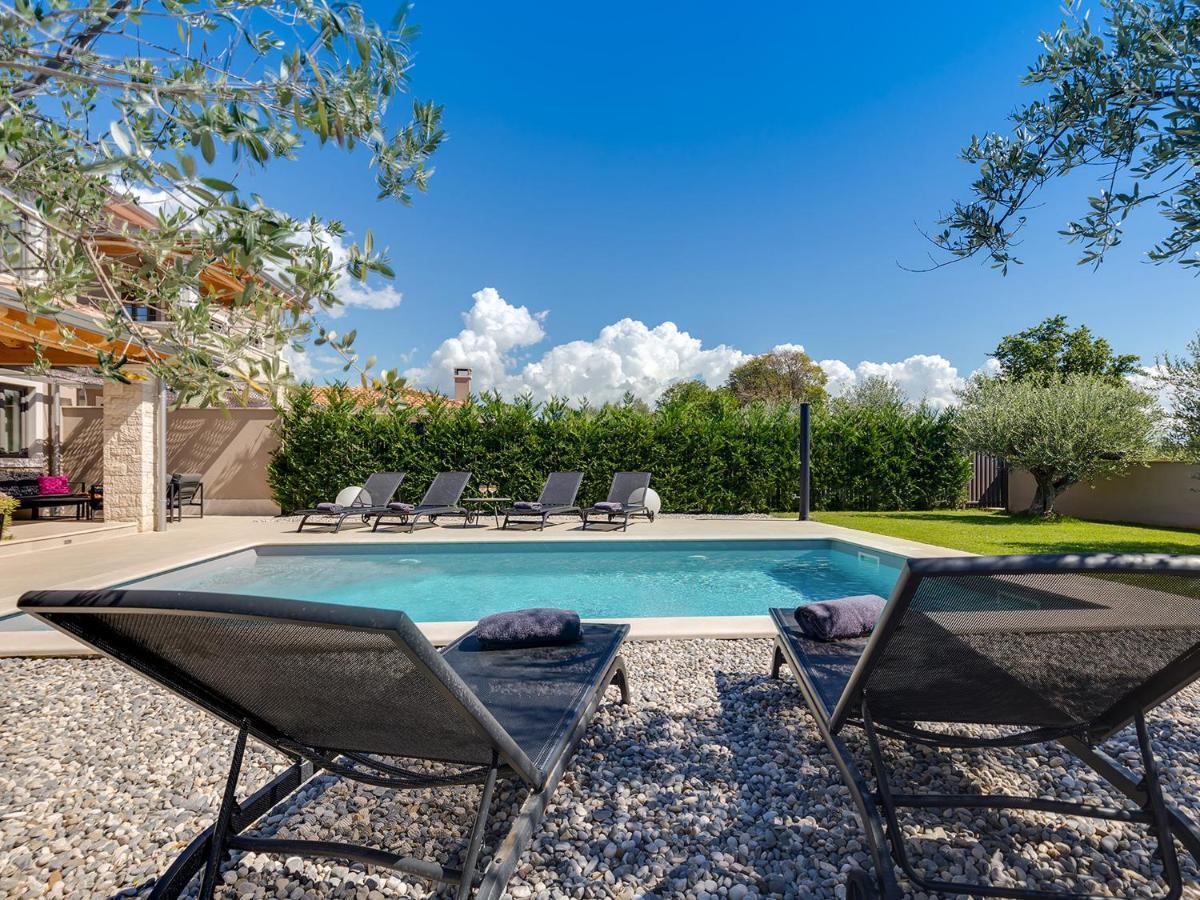 Villa Flora Vabriga Тар Экстерьер фото