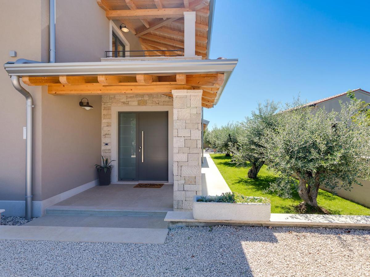 Villa Flora Vabriga Тар Экстерьер фото