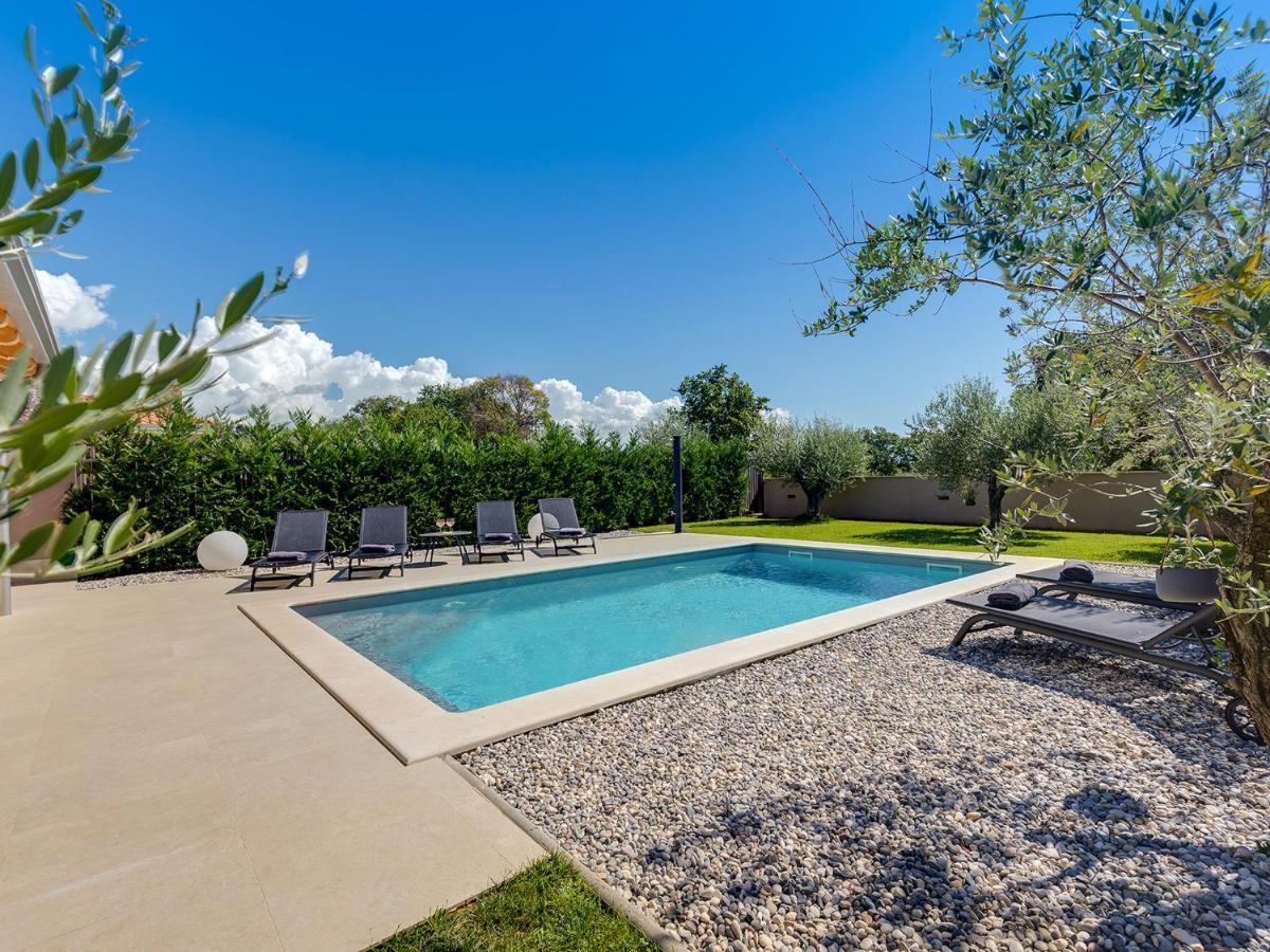 Villa Flora Vabriga Тар Экстерьер фото